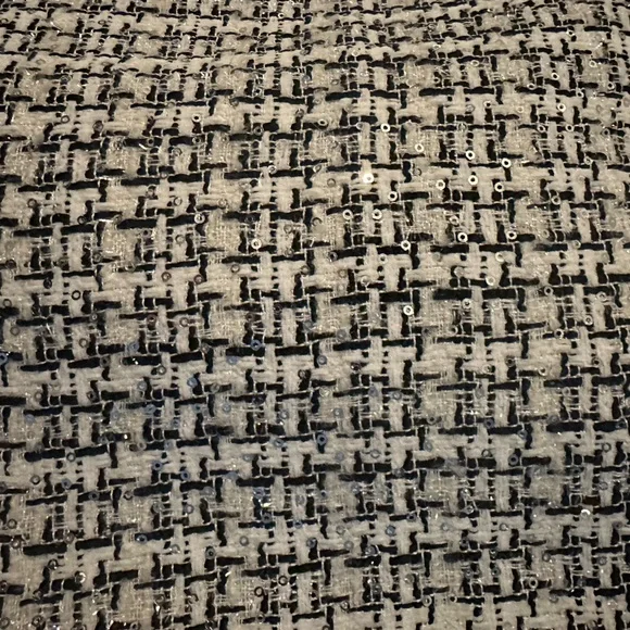 LOFT black/white sequined skirt. Size 6 Petite. NWT. - Picture 2 of 4